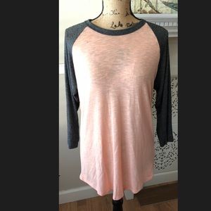 NWOT LuLaRoe Randy peach and gray size L